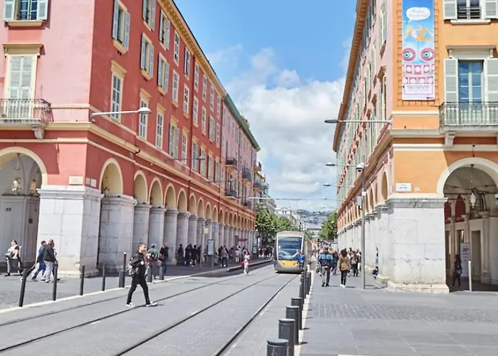 Welkeys - Rue Massena Apartment Nizza